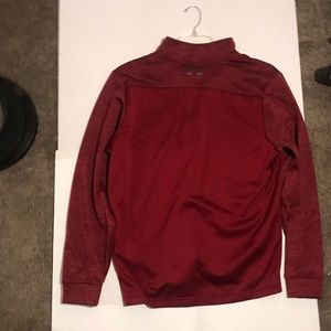 Under armor Pull over